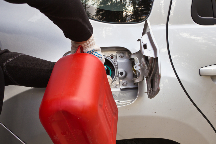 Неожиданно кончился бензин? Подвоз топлива&nbsp;